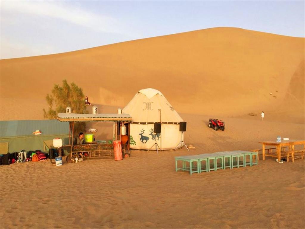 Jiuquan Mingsha Mountain Desert Camp Accommodation Dunhuang Exterior photo